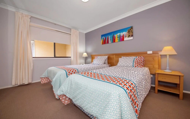 Condo 108 @ Horizons Resort & Golf, stunning course + lake Views