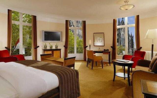 Althoff Dom Hotel Collection