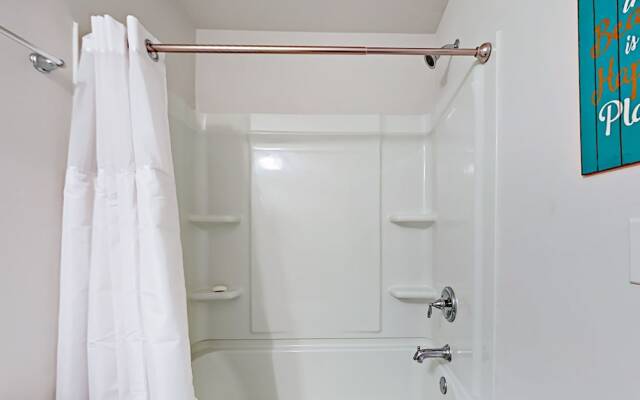 Shadow Lake - 3 Br Townhouse