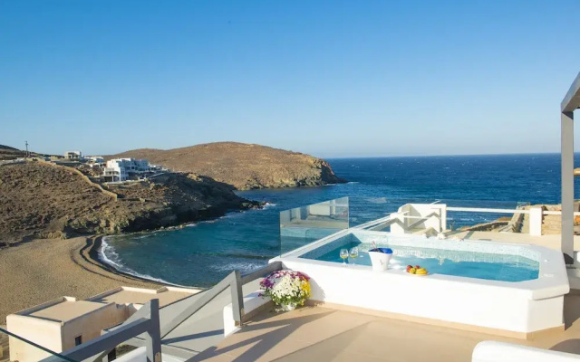 Myrsini's Luxury Suites
