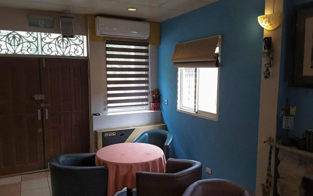 86 Guest House