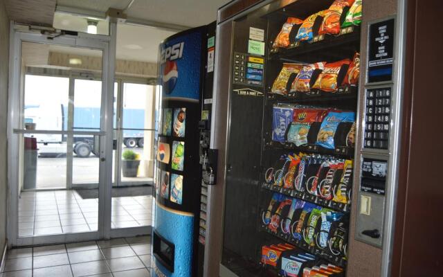 Americas Best Value Inn Tulsa at I-44