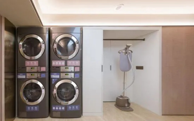 HanTing Hotel (Chongqing Longhu Tianjie Zhongyang Gongyuan Xi Subway Station)
