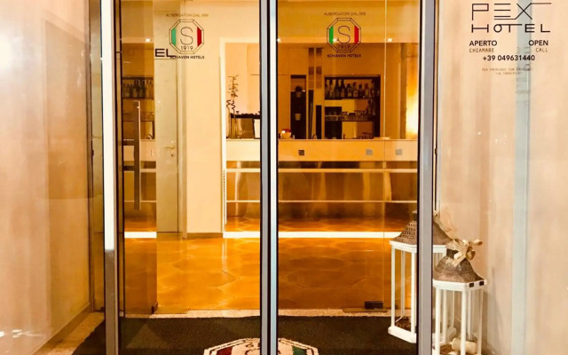 Hotel Pex