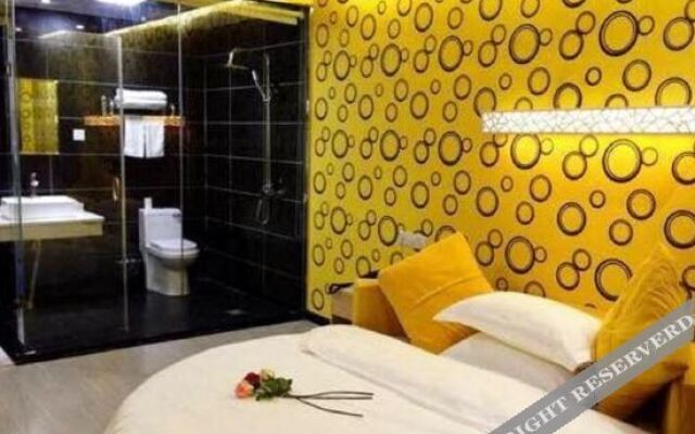 Tongshan Youth Fashion Hotel