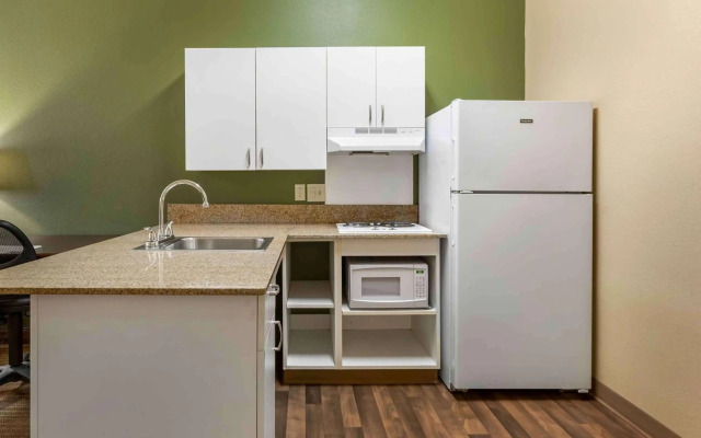 Extended Stay America Suites Chicago Skokie