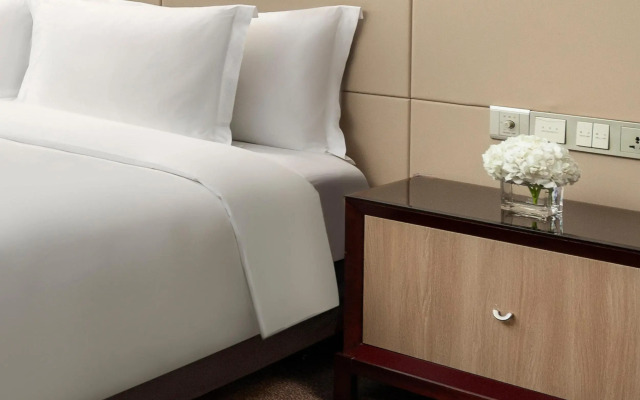 Crowne Plaza Yichang by IHG