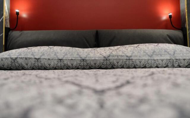 The Boutique Napoli Suite