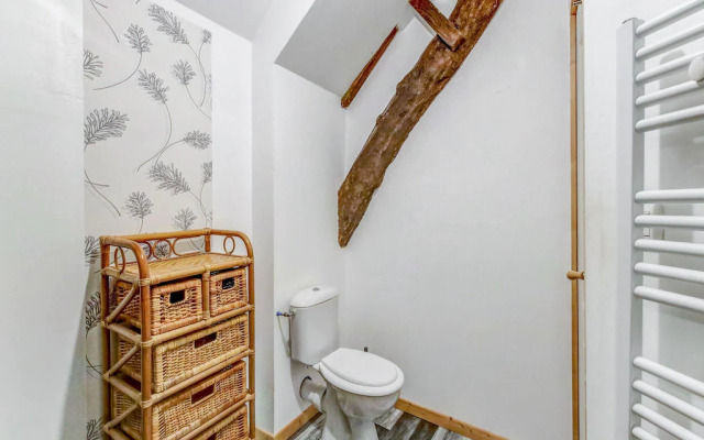 Welcoming Holiday Home in Brainville With Fenced Garden