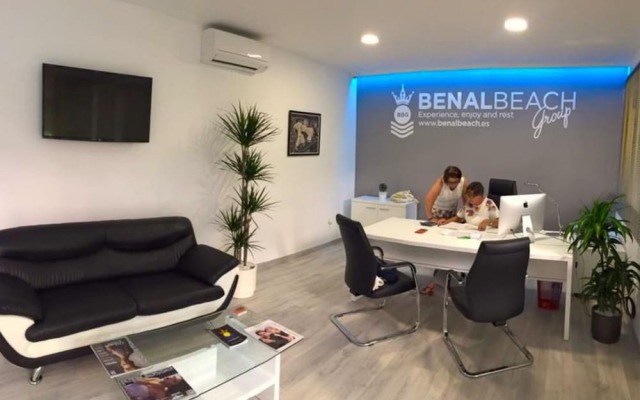 Apartamentos Benal Beach