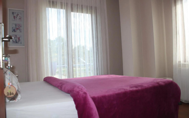 Sapphire Hotel