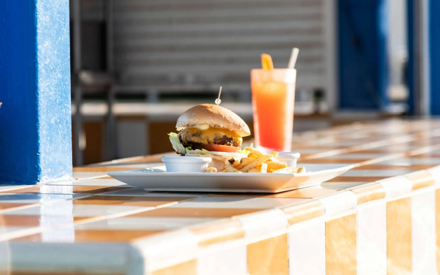 TRYP by Wyndham Aruba