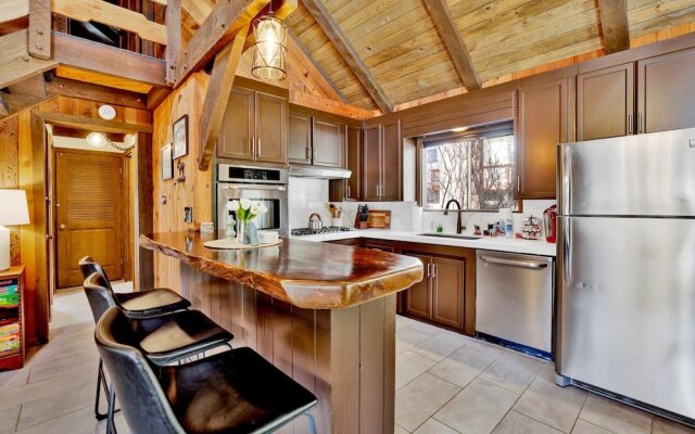 Moose Mountain Manor #2462