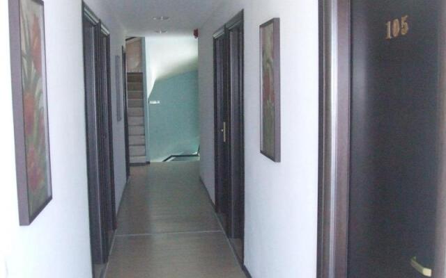 Hotel George