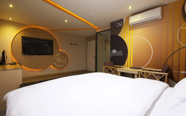 Hotel OZ Oncheonjang