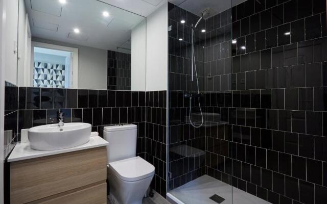 LEEWAYS APARTMENT V in ALCALÁ 99