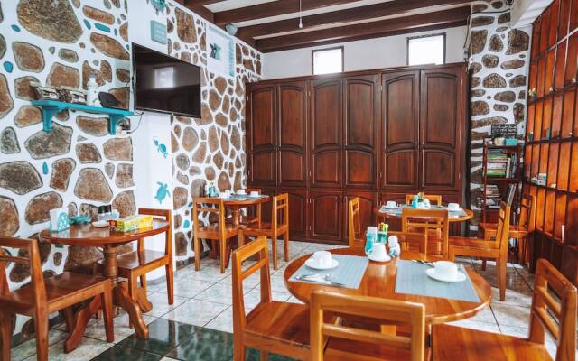 Maidith Galapagos Inn