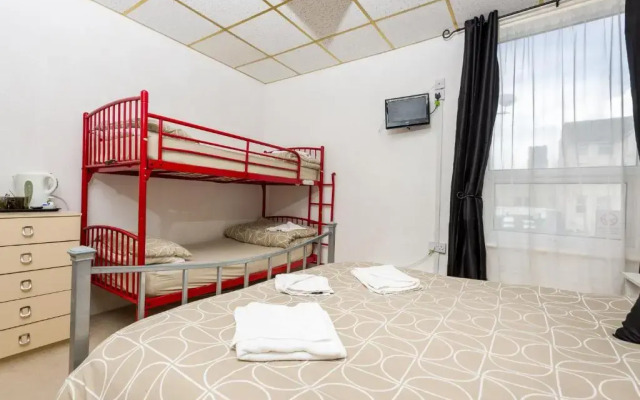 Canberra Guest HouseHotel