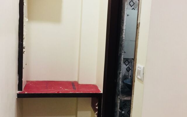 Hotel Tushar Continental