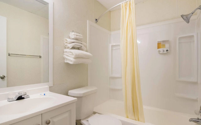 Rodeway Inn & Suites Sidney Historic Downtown I-80