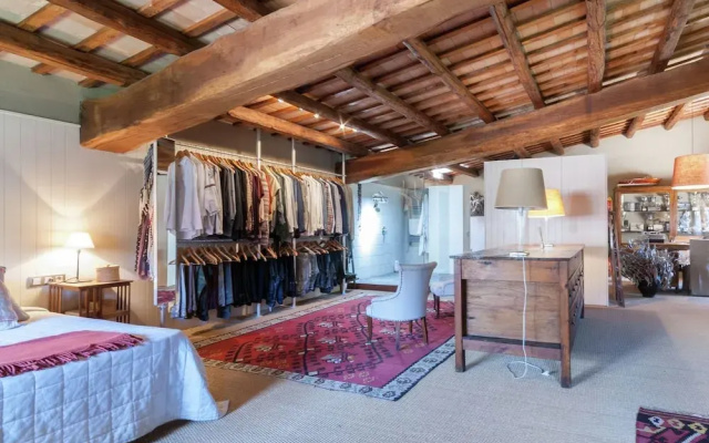 Splendid Mansion With Private Pool in St Pere Pescador - фото 2
