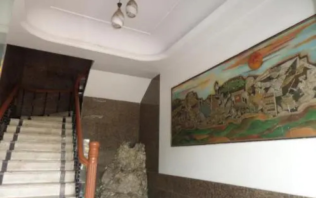 Hotel Royal Inn