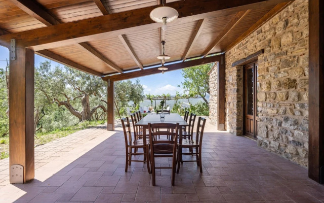 Villa Granci con Piscina by Wonderful Italy
