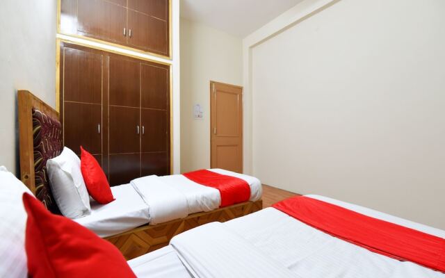 OYO 14223 Home Deluxe 2BHK Near Kullu Airport