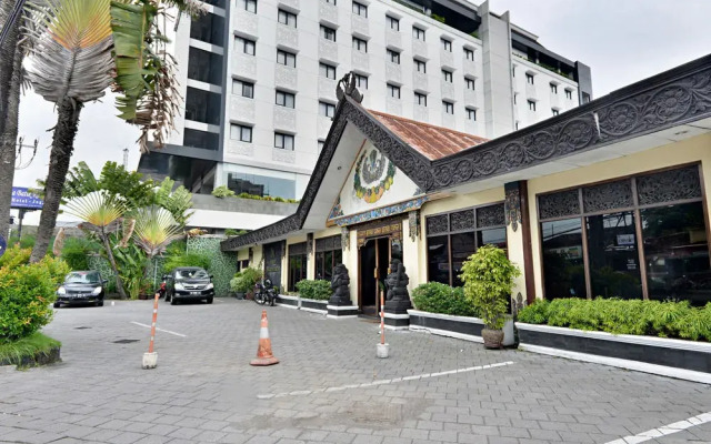 ZEN Rooms Pasar Kembang 1