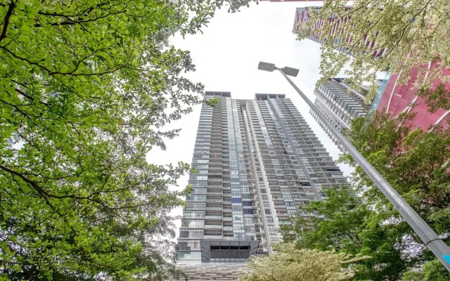 Rex Ollie at The Elements Ampang