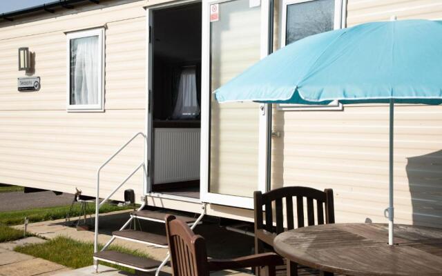 51 Lytchett Bay View, 3 bed, Rockley Park Poole