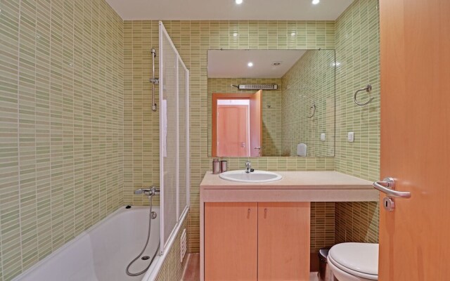 Albufeira Modern 1 With Pool by Homing