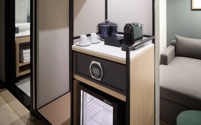 Hyatt Place Montreal Airport