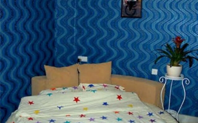 Jinan Tata Qinglv Hotel