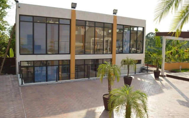 Hotel Jardin Real