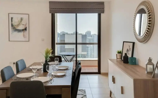 Stylish Apartment, Perfect for Beach Getaway!