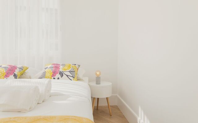 Vibrant Porto Apartments-Heroismo Metro