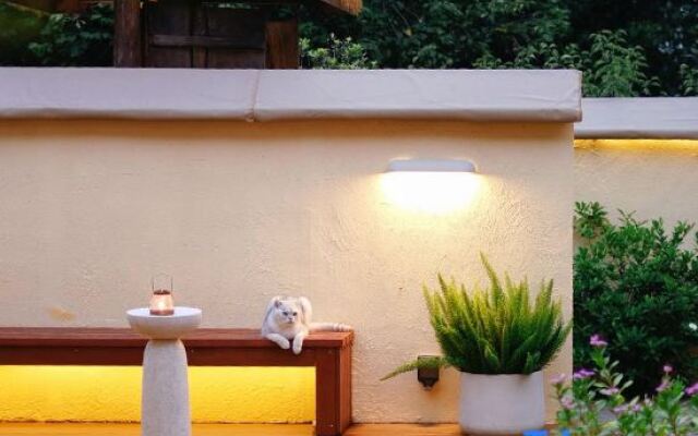 Xianqingshan Homestay (Xihu Qingzhiwu)