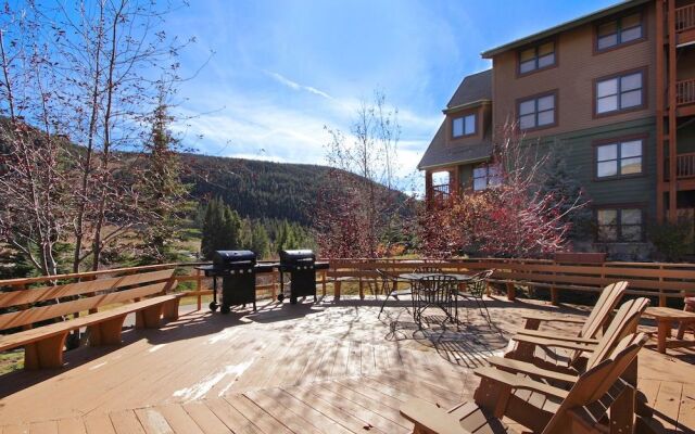 2609 Tenderfoot Lodge