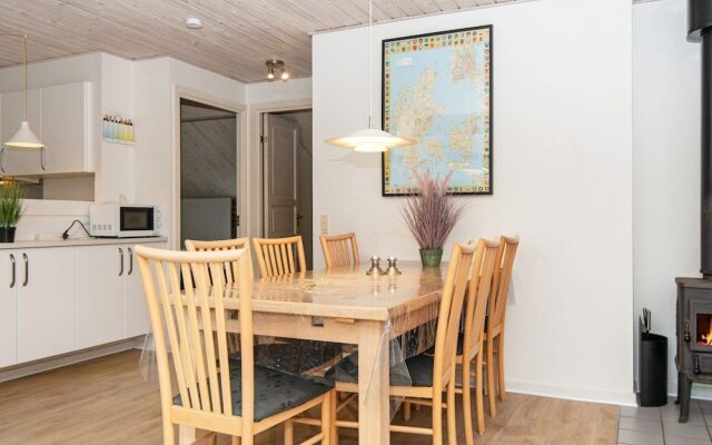 8 Person Holiday Home in Hemmet