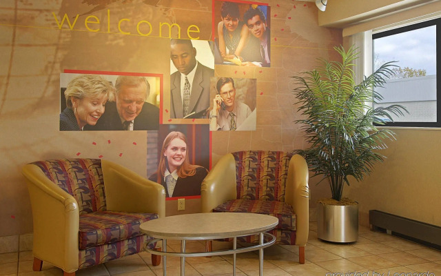 Red Roof Inn PLUS+ Chicago - Hoffman Estates