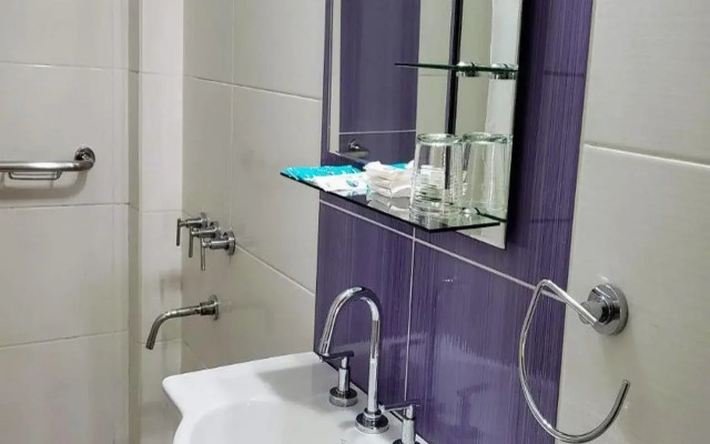 Continental Posadas Hotel