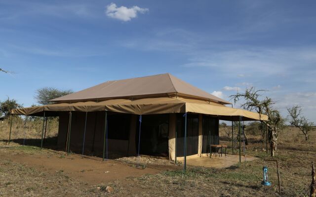 Serengeti Wild Camps