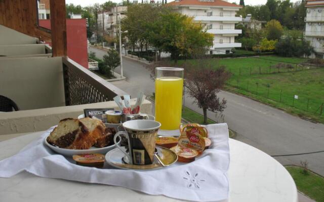 Hotel Prigipikon Suites And sofites