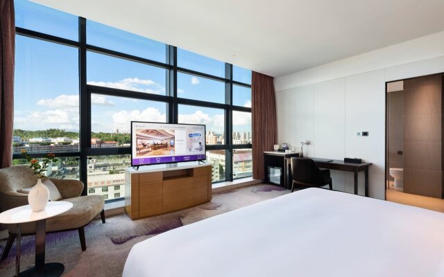 Mercure Shenzhen Longgang - Pinghu Railway Station