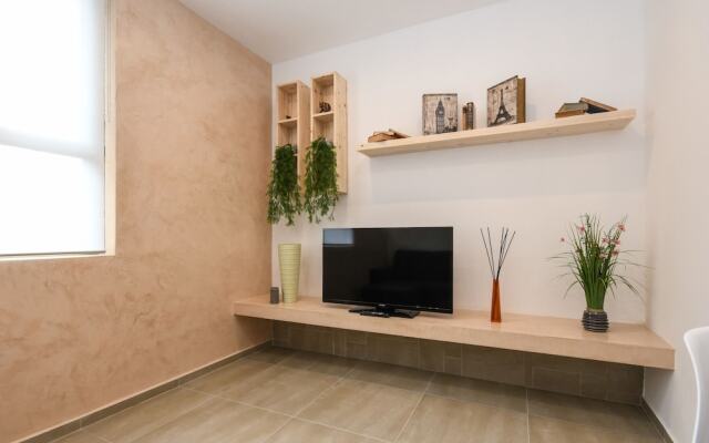 DesenzanoLoft GOLDEN SUITE*