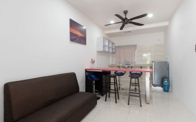 Weng Bee Guest House by OYO Rooms