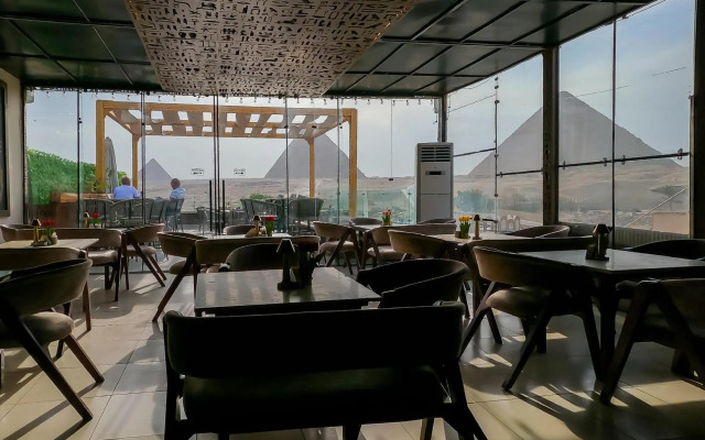 Giza Pyramids View Inn