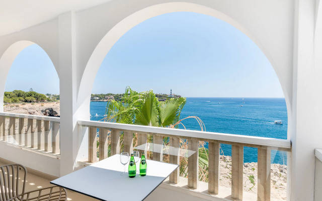 Orange Colom Seaside Apartments