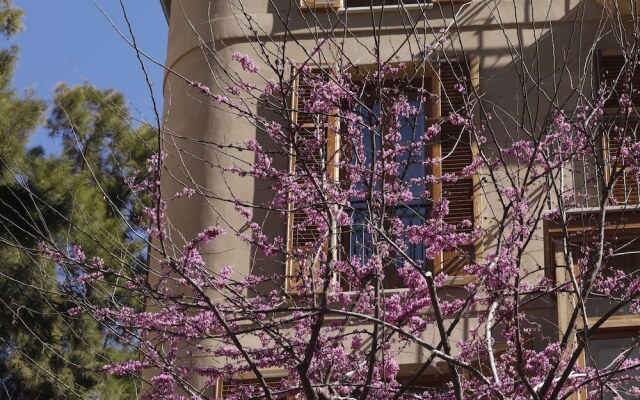 Vila Damunt Suites